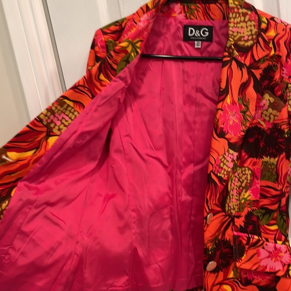 Dolce & Gabbana D&G Vintage Neon Orange and Pink Floral Blazer Summer Spring - Picture 14 of 16